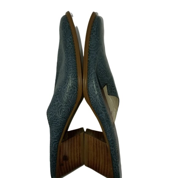 Coldwater Creek Mules Blue Floral Embossed Slip On Shoes Women's Size 8.5 - Picture 5 of 9